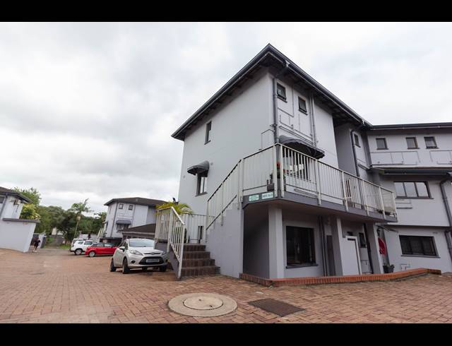 2 BEDROOM APARTMENT RENTED IN ESCOMBE